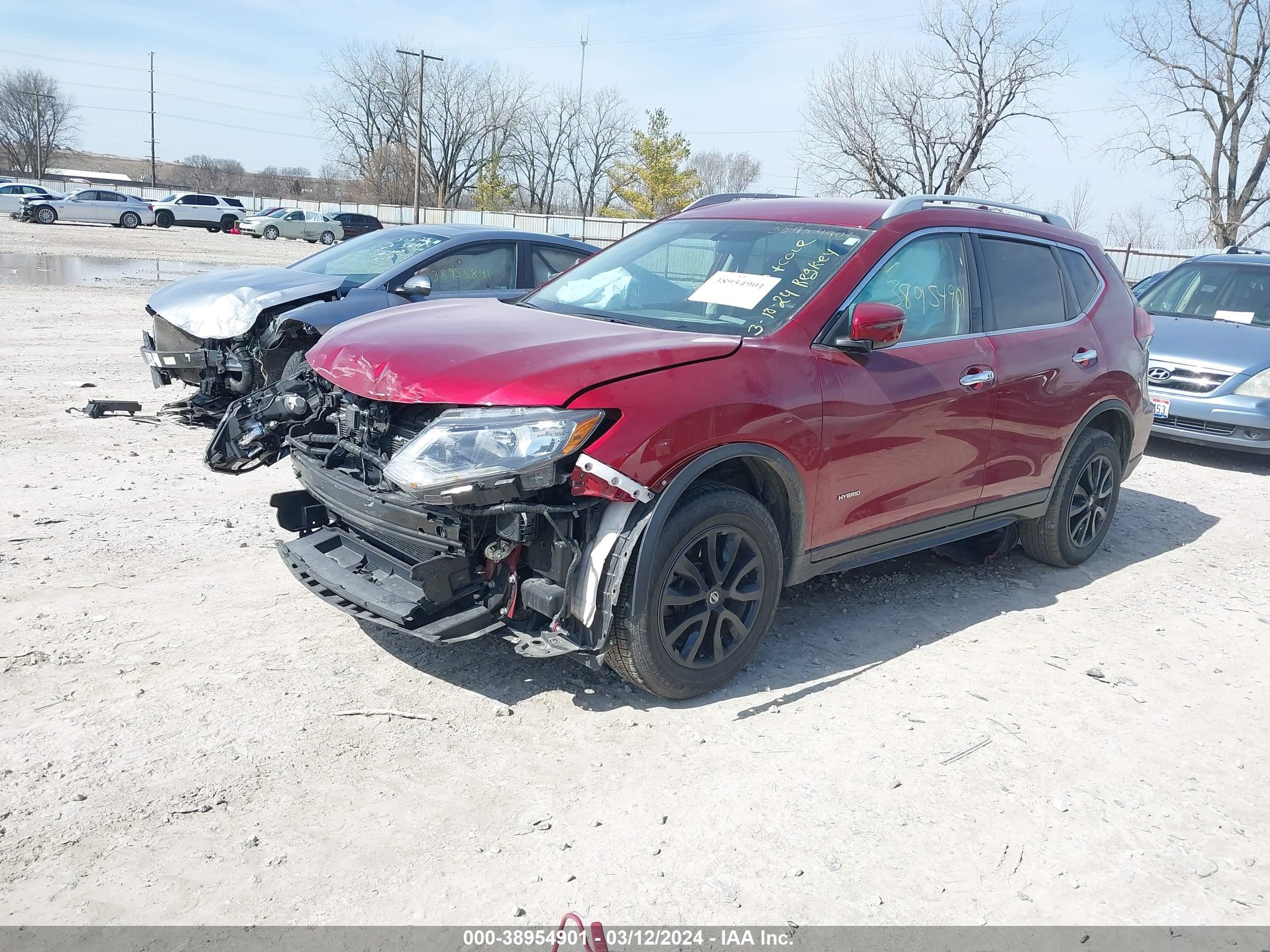 Photo 1 VIN: 5N1ET2MV9JC826677 - NISSAN ROGUE 