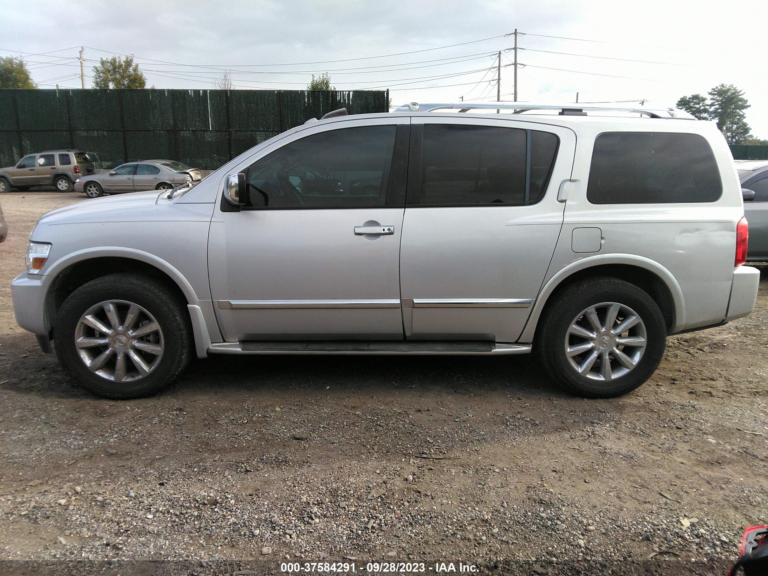 Photo 13 VIN: 5N3AA08C18N903291 - INFINITI QX56 