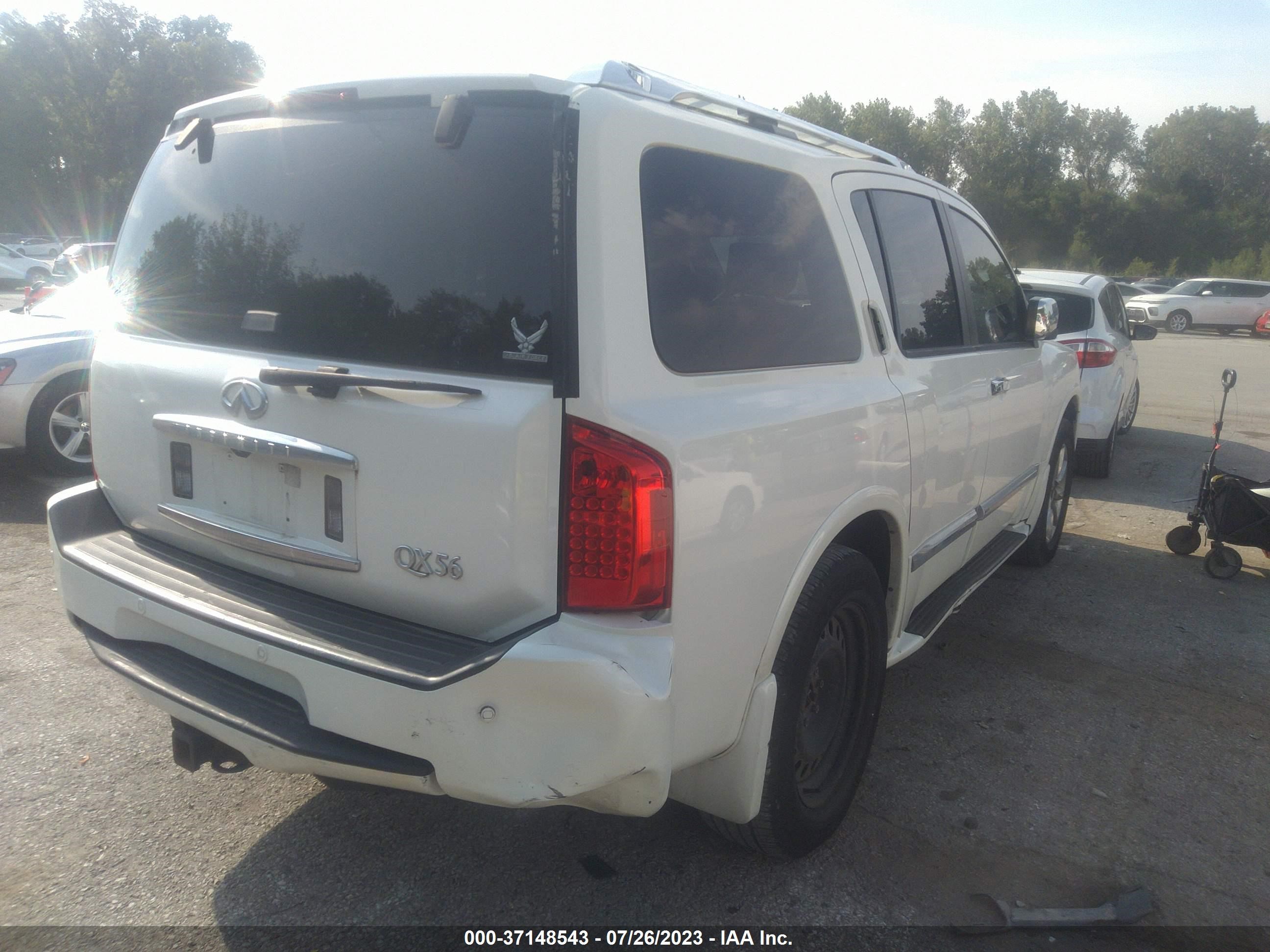 Photo 3 VIN: 5N3ZA0NE0AN907735 - INFINITI QX56 