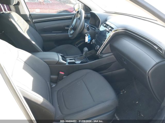 Photo 4 VIN: 5NMJA3AE2NH005382 - HYUNDAI TUCSON 