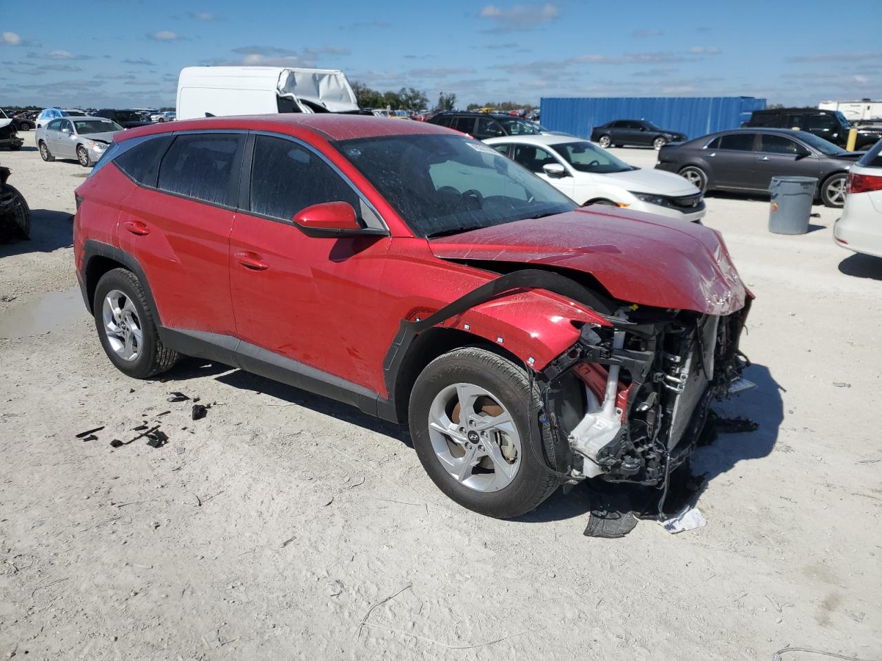 Photo 3 VIN: 5NMJA3AE4PH244239 - HYUNDAI TUCSON 