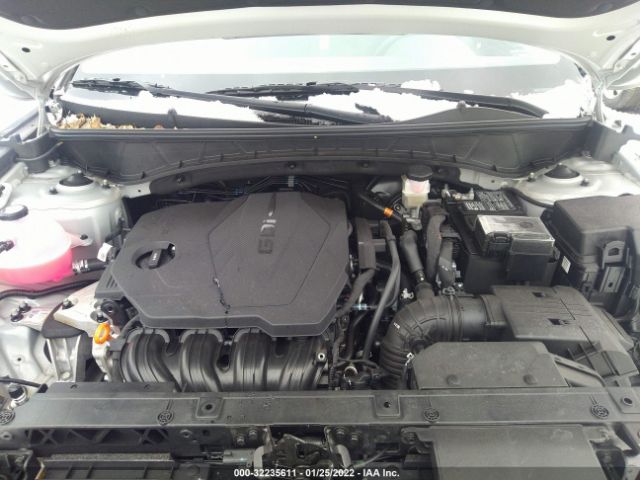 Photo 9 VIN: 5NMJACAE0NH023069 - HYUNDAI TUCSON 