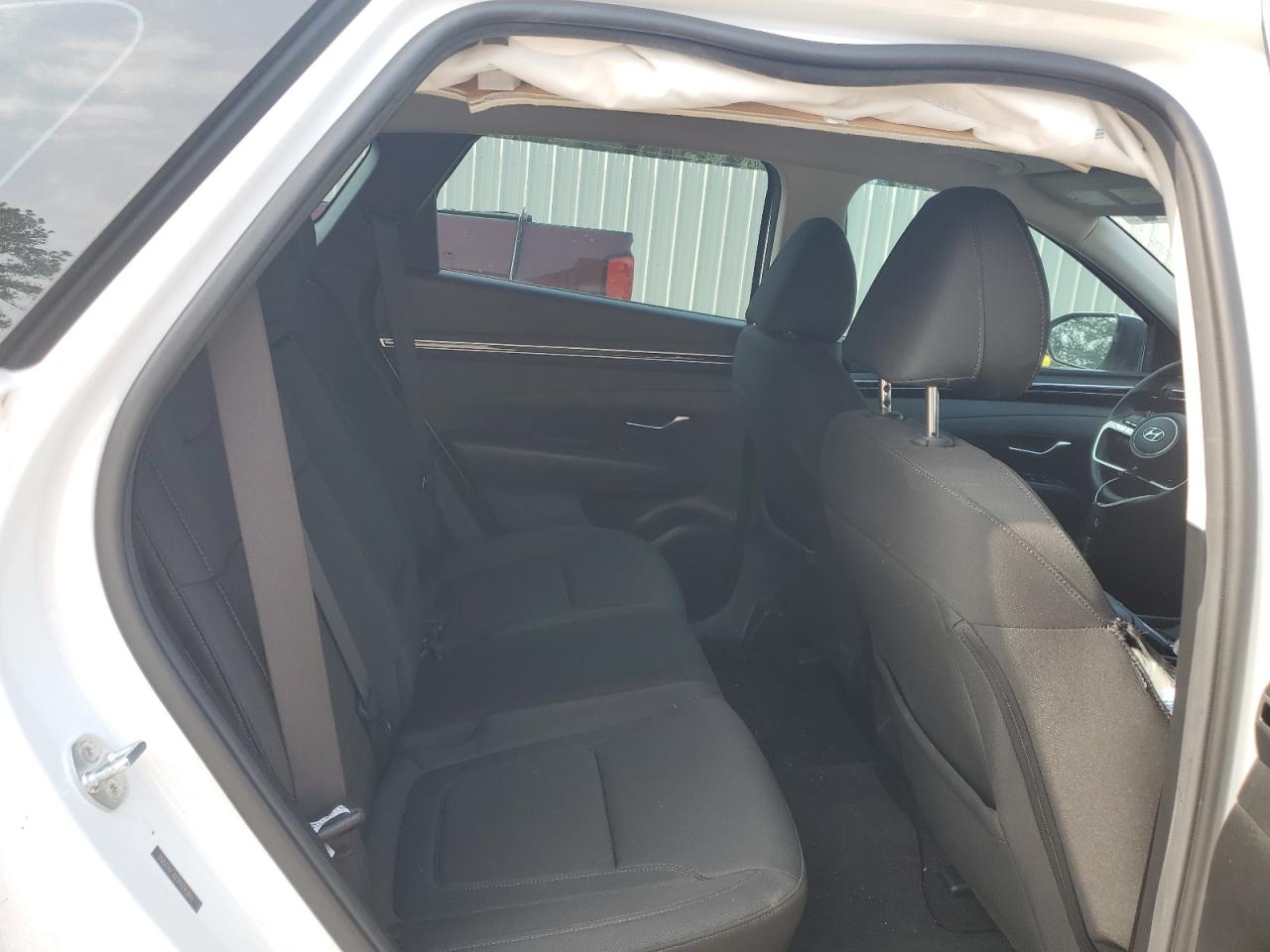 Photo 10 VIN: 5NMJACAE1PH245896 - HYUNDAI TUCSON 