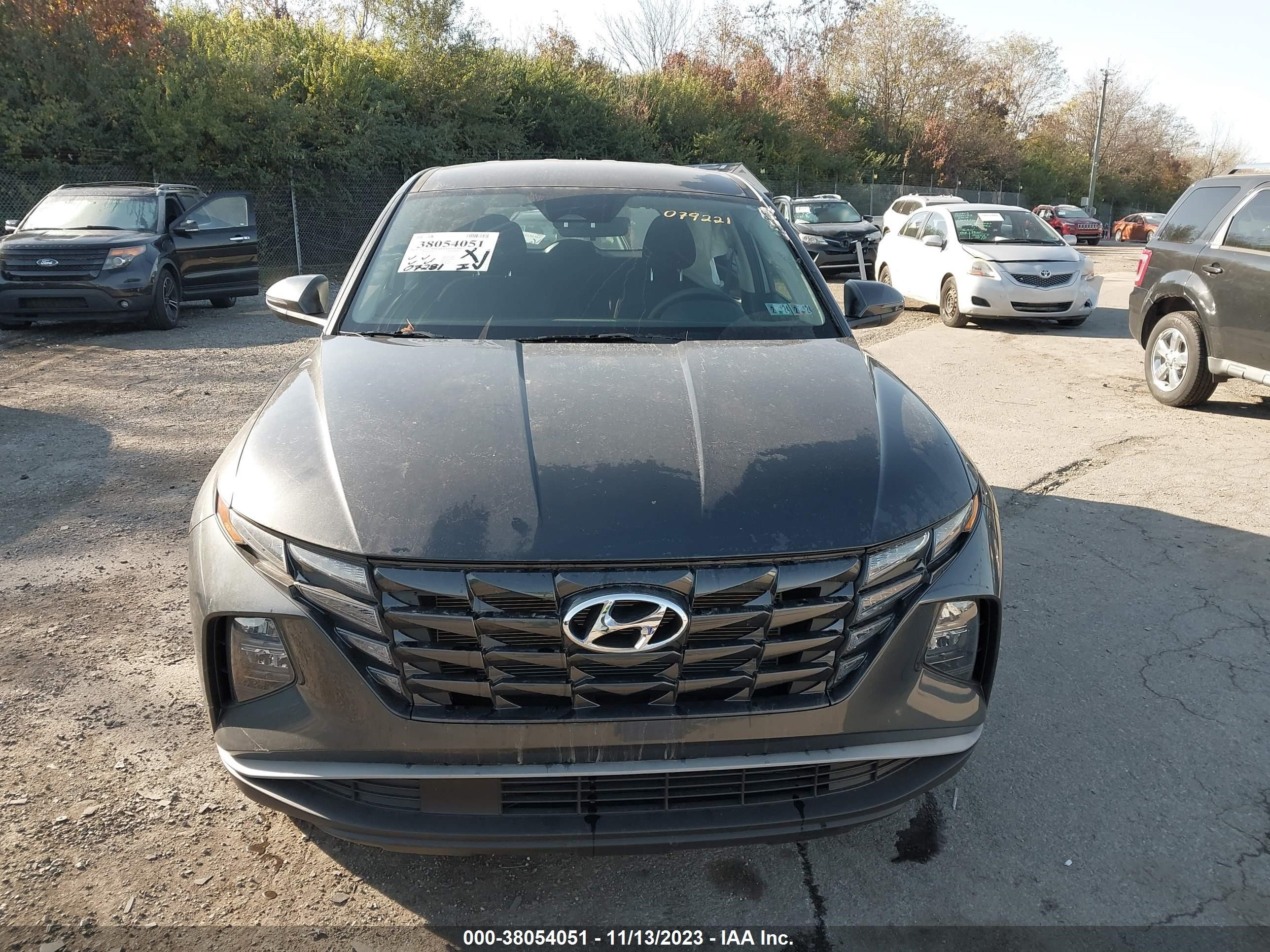 Photo 11 VIN: 5NMJACAE7NH079221 - HYUNDAI TUCSON 