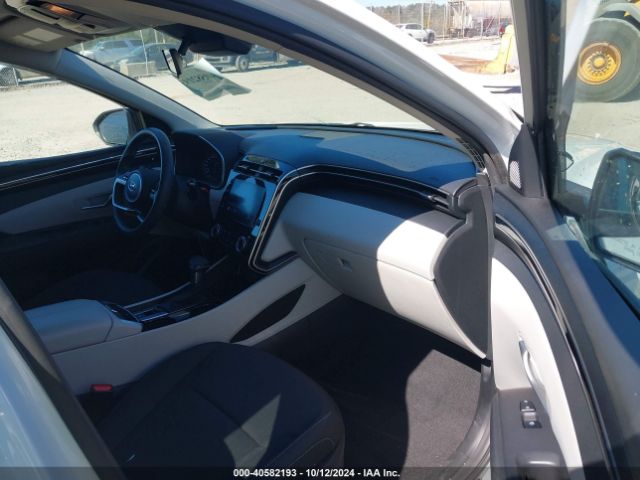 Photo 4 VIN: 5NMJB3AE0NH043674 - HYUNDAI TUCSON 