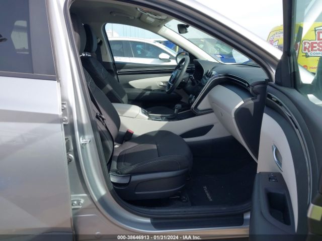 Photo 4 VIN: 5NMJB3AE0NH146254 - HYUNDAI TUCSON 