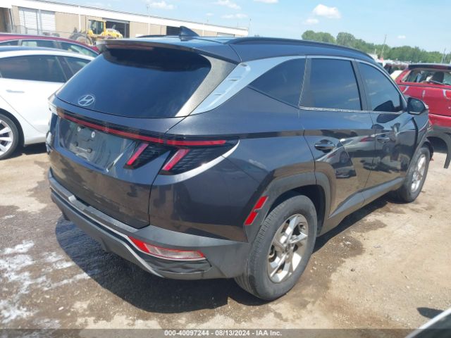 Photo 3 VIN: 5NMJB3AE2NH000342 - HYUNDAI TUCSON 