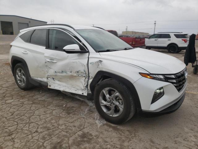 Photo 3 VIN: 5NMJB3AE2NH046012 - HYUNDAI TUCSON SEL 