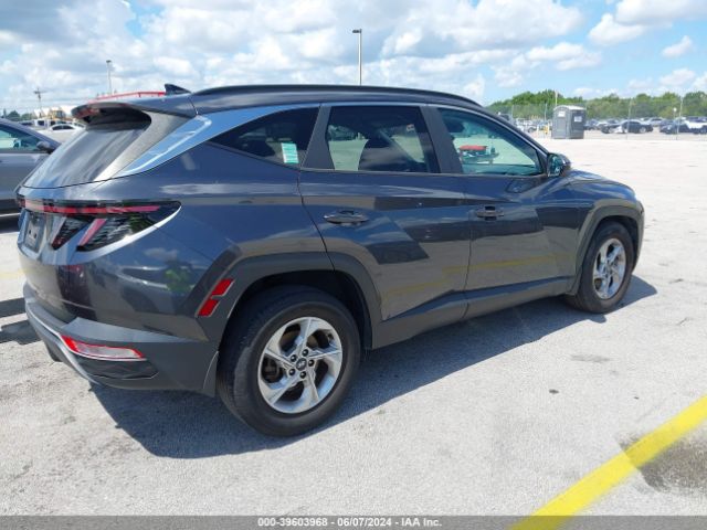 Photo 3 VIN: 5NMJB3AE2NH111862 - HYUNDAI TUCSON 