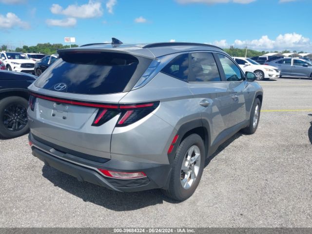 Photo 3 VIN: 5NMJB3AE3NH025461 - HYUNDAI TUCSON 