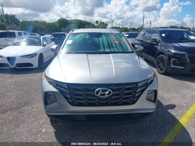 Photo 5 VIN: 5NMJB3AE3NH025461 - HYUNDAI TUCSON 