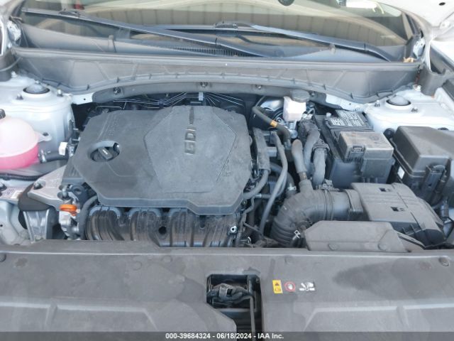 Photo 9 VIN: 5NMJB3AE3NH025461 - HYUNDAI TUCSON 