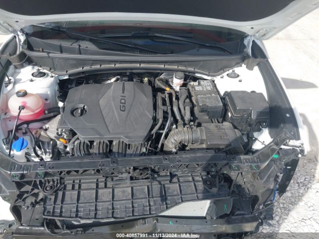 Photo 9 VIN: 5NMJB3AE4NH002688 - HYUNDAI TUCSON 