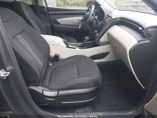 Photo 4 VIN: 5NMJB3AE4PH192690 - HYUNDAI TUCSON 