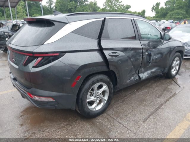 Photo 3 VIN: 5NMJB3AE5NH127585 - HYUNDAI TUCSON 