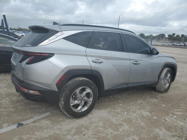 Photo 2 VIN: 5NMJB3AE5NH129661 - HYUNDAI TUCSON 