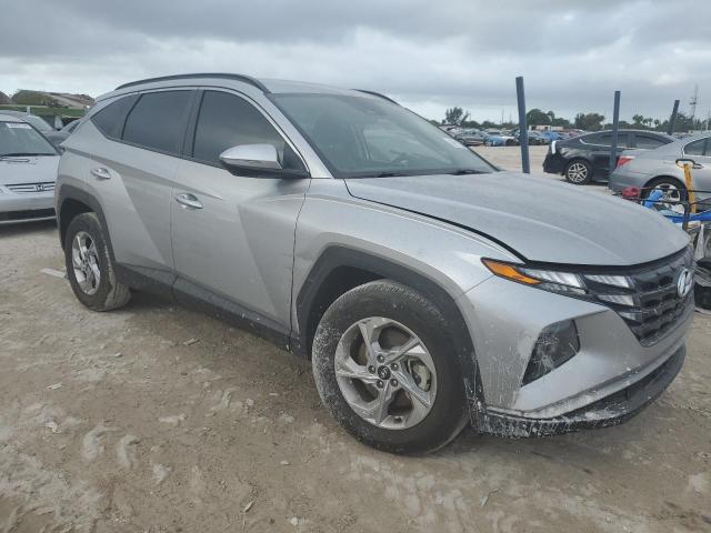 Photo 3 VIN: 5NMJB3AE5NH129661 - HYUNDAI TUCSON 