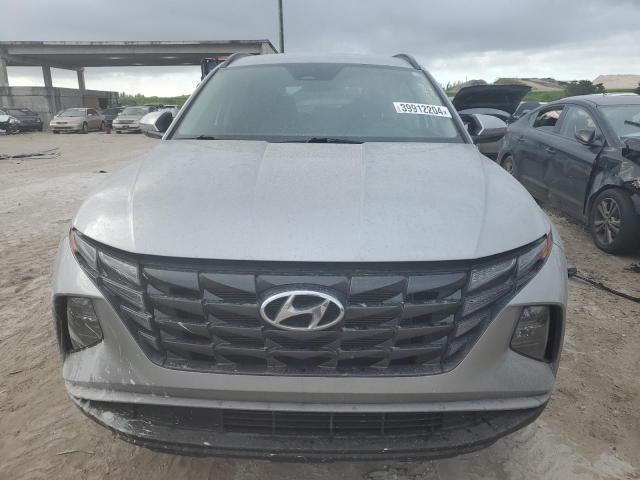 Photo 4 VIN: 5NMJB3AE5NH129661 - HYUNDAI TUCSON 