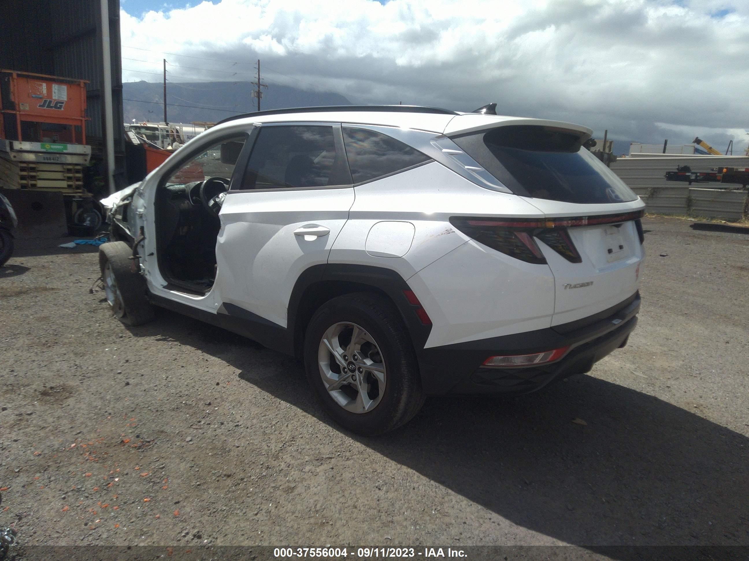 Photo 2 VIN: 5NMJB3AE6NH004300 - HYUNDAI TUCSON 