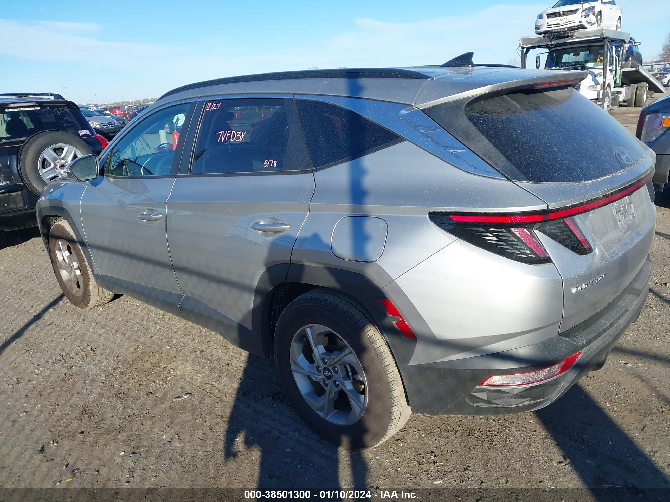 Photo 2 VIN: 5NMJB3AE6PH196370 - HYUNDAI TUCSON 