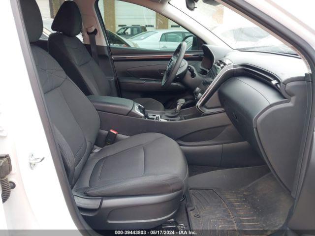 Photo 4 VIN: 5NMJB3AEXNH006194 - HYUNDAI TUCSON 