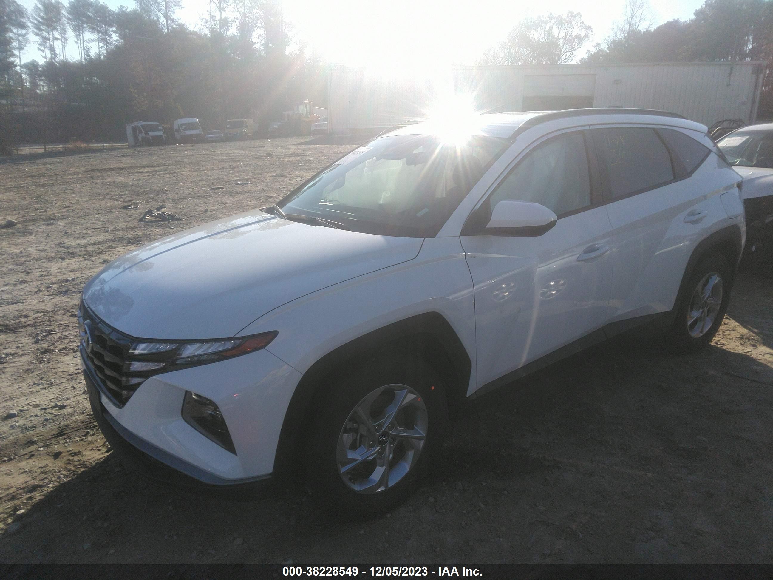 Photo 1 VIN: 5NMJB3DE3RH347731 - HYUNDAI TUCSON 