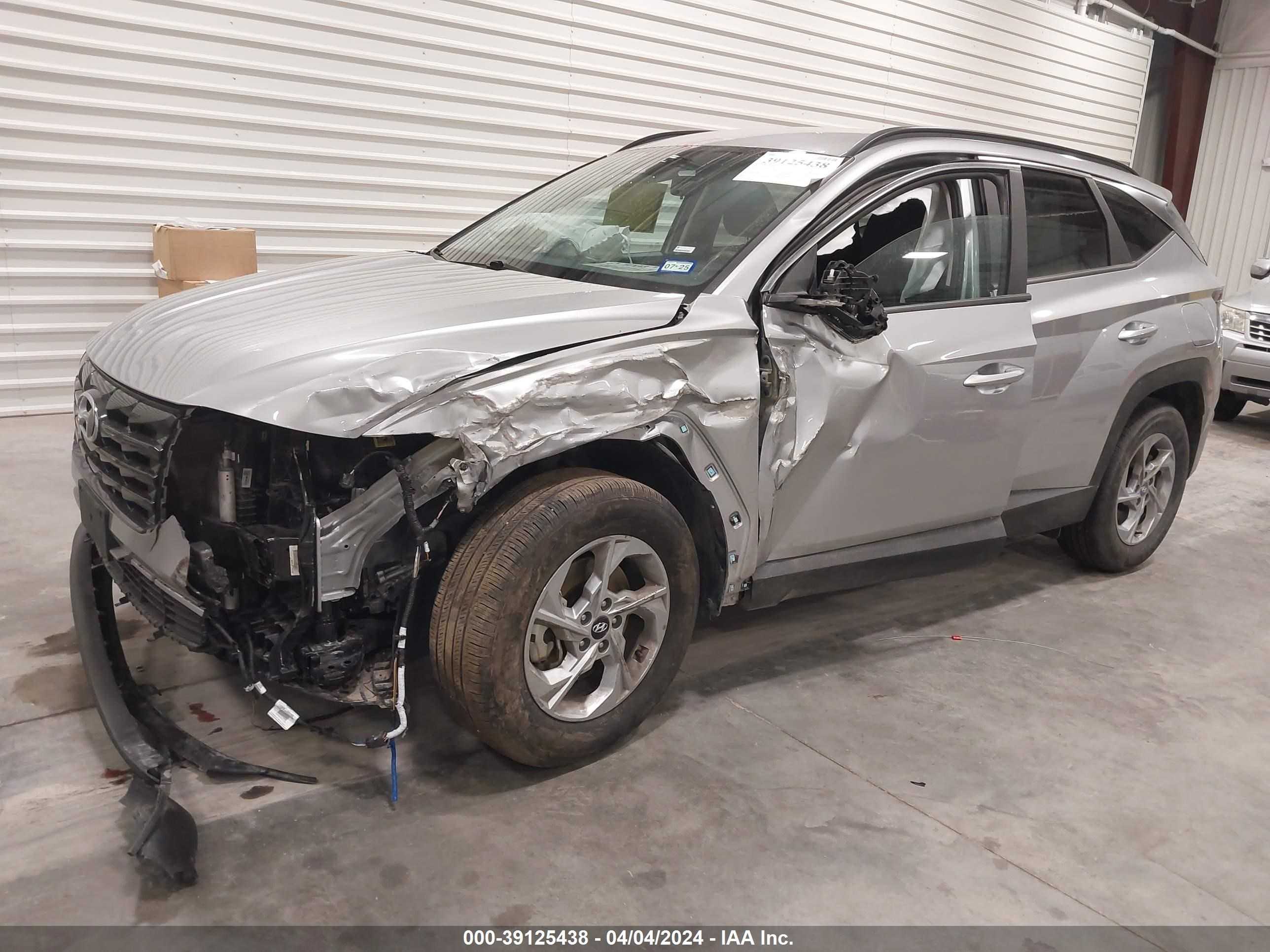 Photo 1 VIN: 5NMJB3DE6RH305568 - HYUNDAI TUCSON 