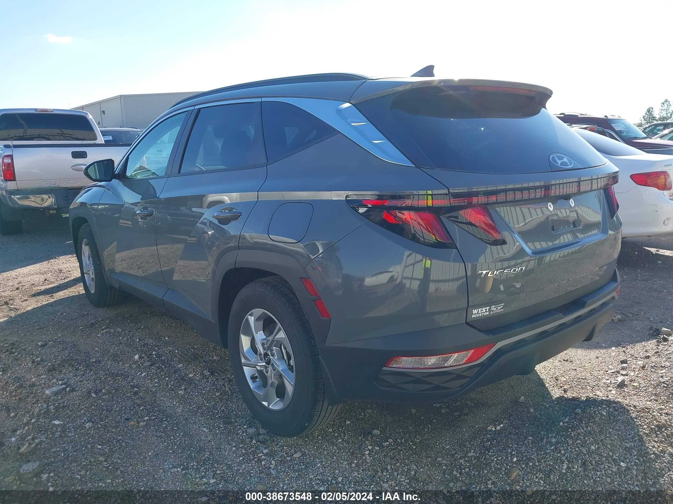 Photo 2 VIN: 5NMJB3DE8RH312828 - HYUNDAI TUCSON 