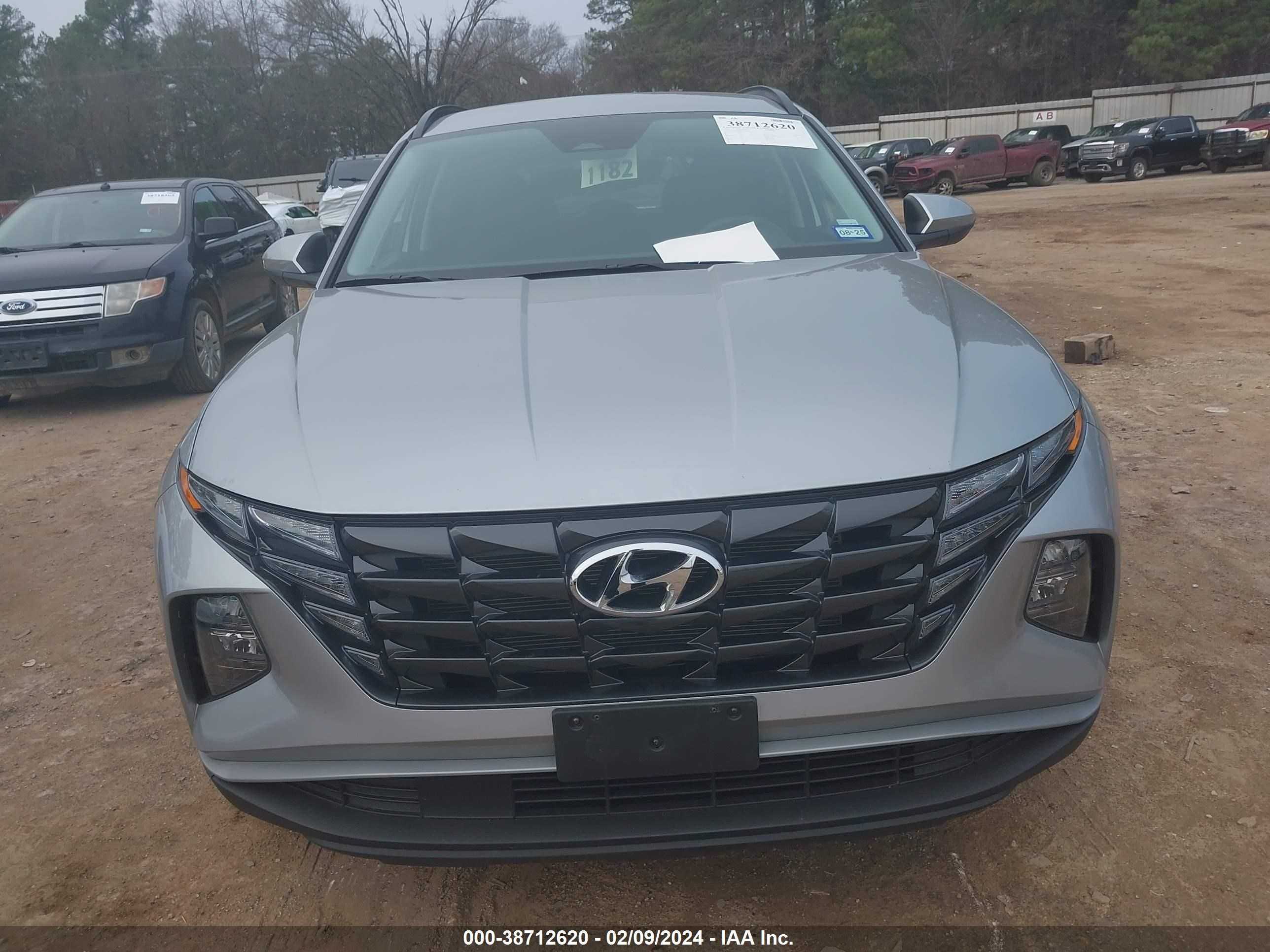 Photo 5 VIN: 5NMJB3DE8RH316863 - HYUNDAI TUCSON 