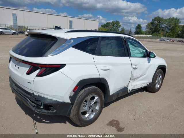 Photo 3 VIN: 5NMJBCAE0NH136579 - HYUNDAI TUCSON 