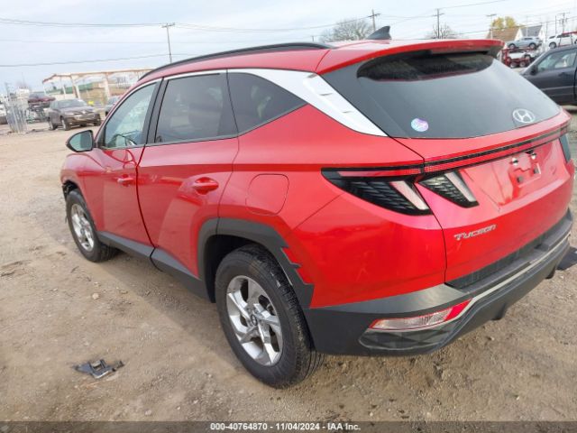 Photo 2 VIN: 5NMJBCAE2NH152721 - HYUNDAI TUCSON 