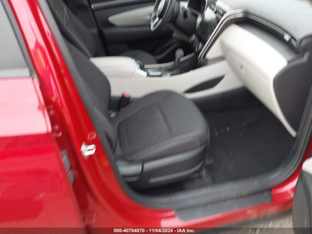 Photo 4 VIN: 5NMJBCAE2NH152721 - HYUNDAI TUCSON 