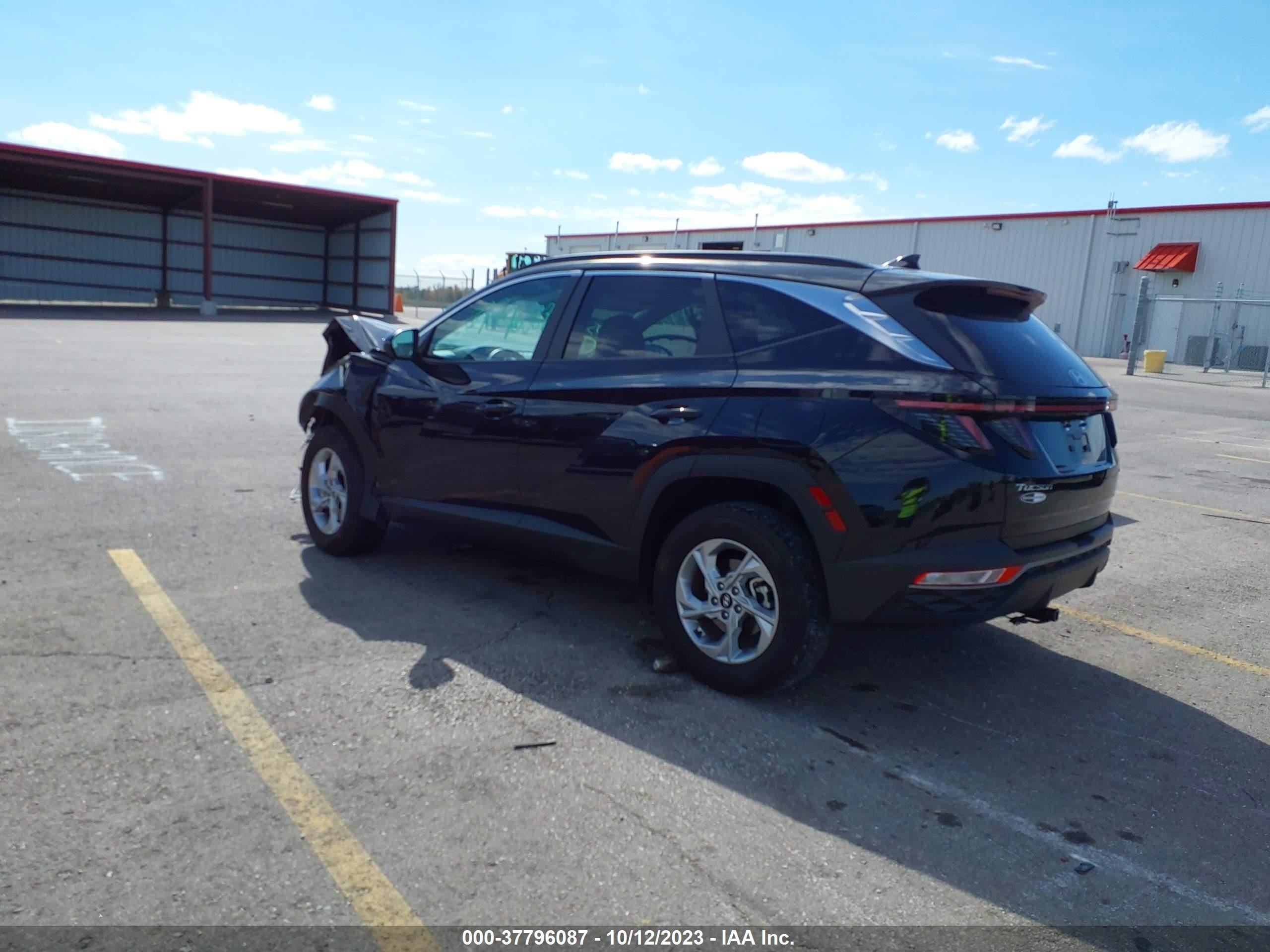 Photo 2 VIN: 5NMJBCAE2PH196785 - HYUNDAI TUCSON 