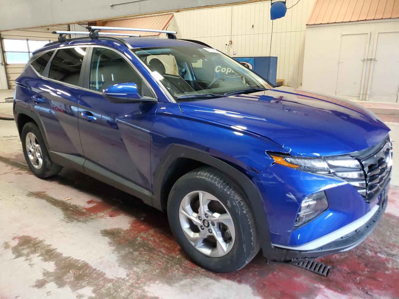 Photo 3 VIN: 5NMJBCAE4NH056959 - HYUNDAI TUCSON 