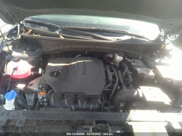 Photo 9 VIN: 5NMJBCAE5NH016406 - HYUNDAI TUCSON 