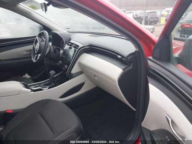 Photo 4 VIN: 5NMJBCAE5PH261502 - HYUNDAI TUCSON 