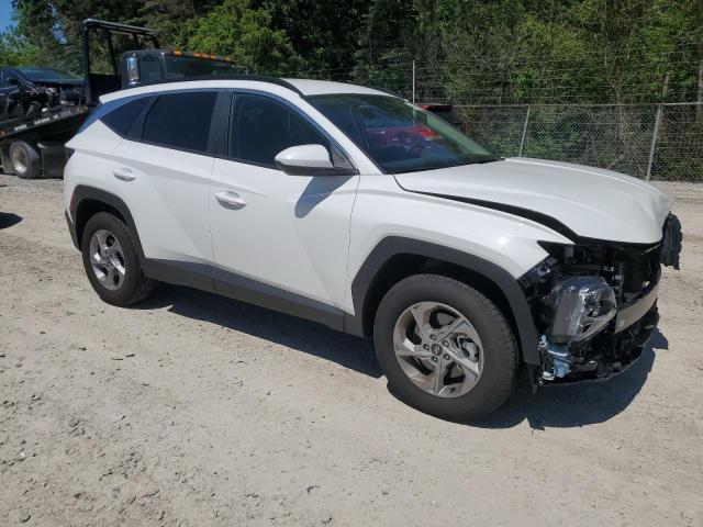 Photo 3 VIN: 5NMJBCDE4RH406382 - HYUNDAI TUCSON 