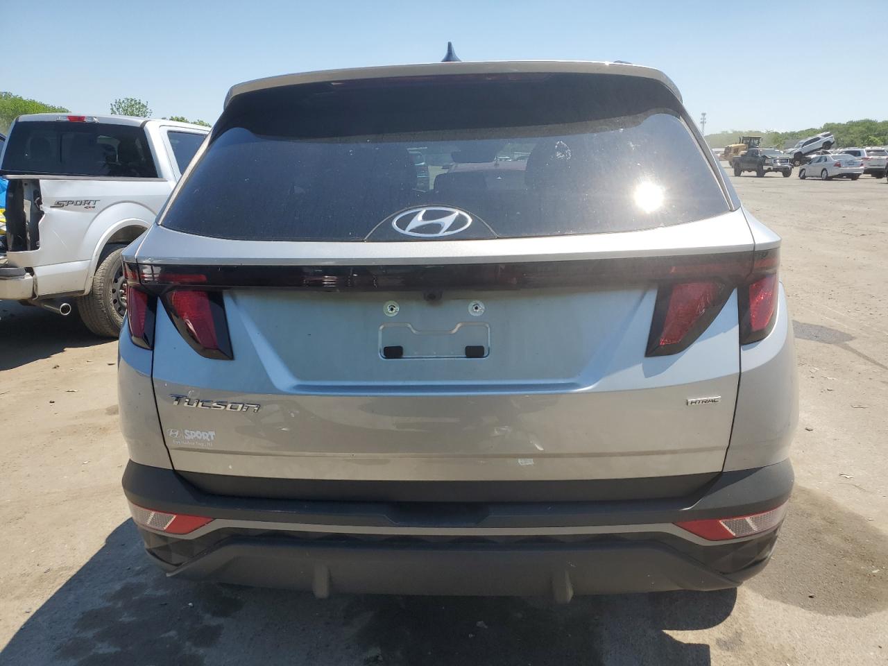 Photo 5 VIN: 5NMJBCDE7RH373734 - HYUNDAI TUCSON 