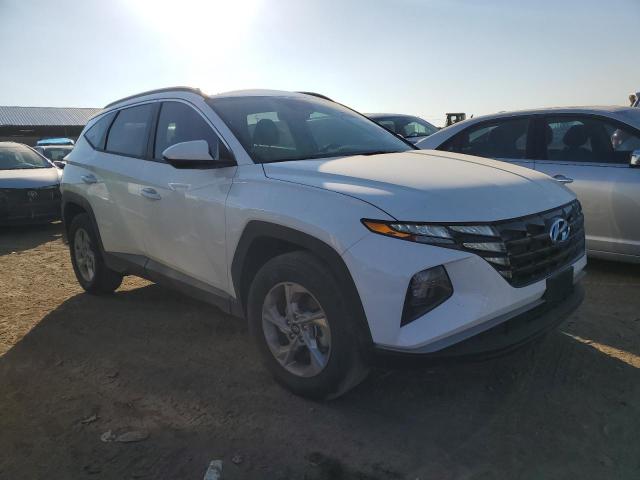 Photo 3 VIN: 5NMJBCDE9RH402179 - HYUNDAI TUCSON SEL 