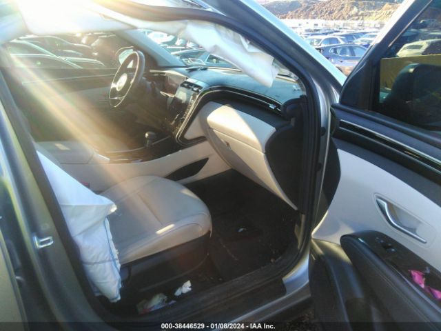 Photo 4 VIN: 5NMJCCAE3NH049711 - HYUNDAI TUCSON 