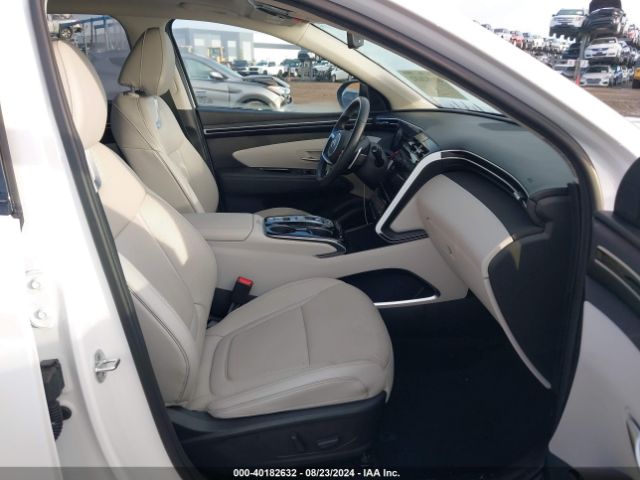 Photo 4 VIN: 5NMJECAE7PH206847 - HYUNDAI TUCSON 