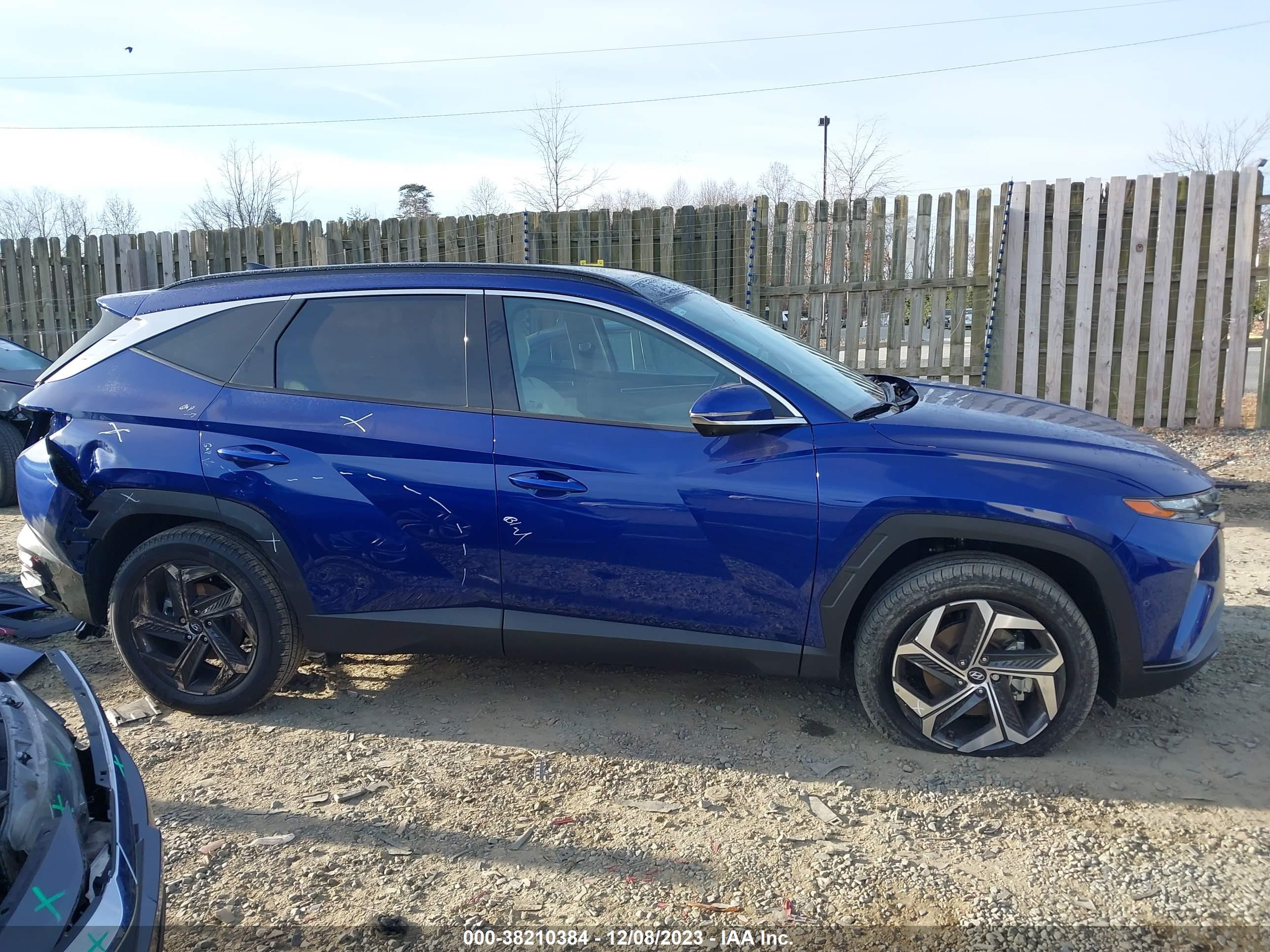 Photo 13 VIN: 5NMJECDE1RH302844 - HYUNDAI TUCSON 