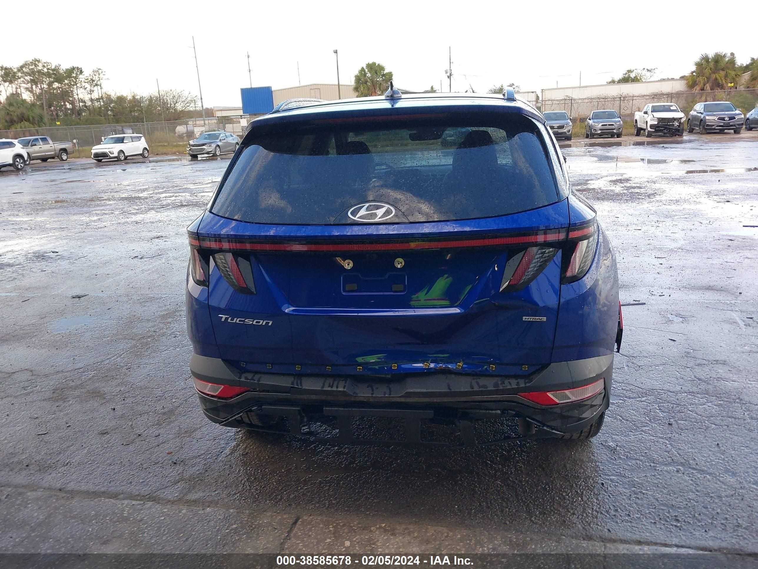 Photo 15 VIN: 5NMJECDE1RH305646 - HYUNDAI TUCSON 