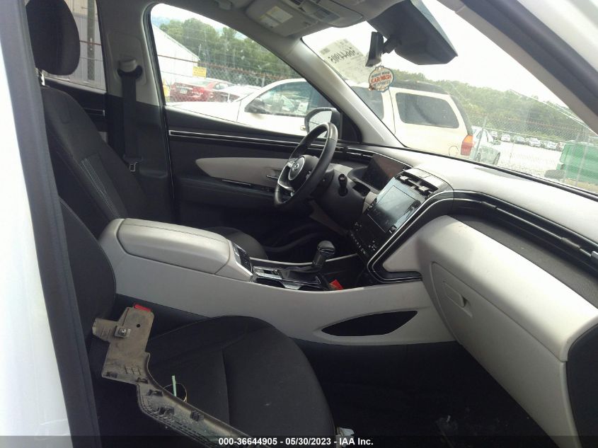 Photo 4 VIN: 5NMJF3AE0NH069163 - HYUNDAI TUCSON 