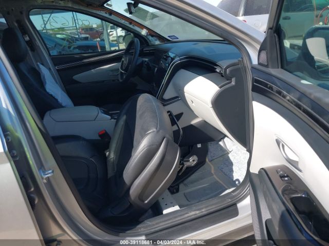 Photo 4 VIN: 5NMJF3AE1NH001633 - HYUNDAI TUCSON 