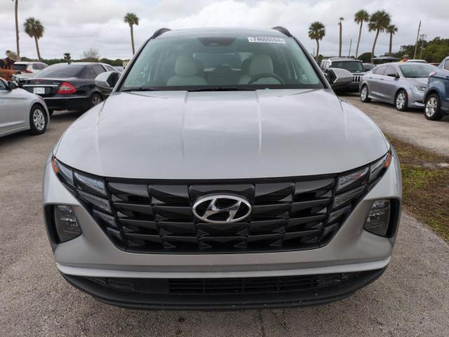 Photo 4 VIN: 5NMJF3AE2NH045334 - HYUNDAI TUCSON SEL 