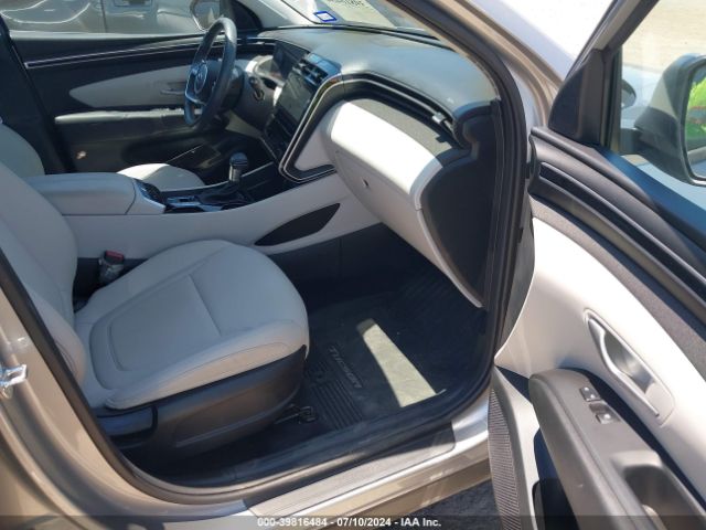 Photo 4 VIN: 5NMJF3DE1RH321603 - HYUNDAI TUCSON 