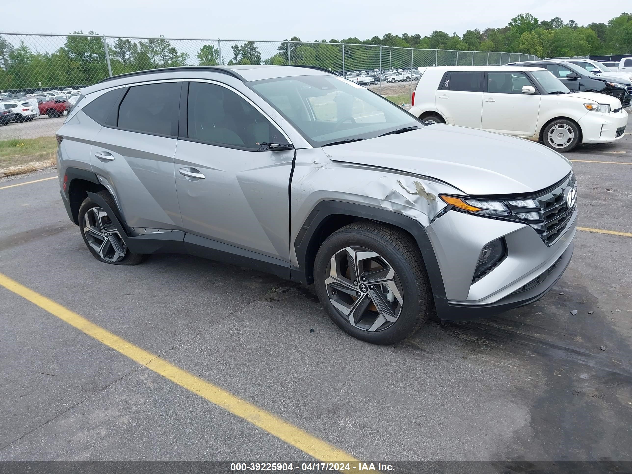 Photo 0 VIN: 5NMJF3DE4RH379043 - HYUNDAI TUCSON 