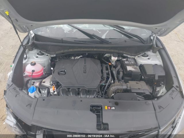 Photo 9 VIN: 5NMJF3DE6RH363927 - HYUNDAI TUCSON 