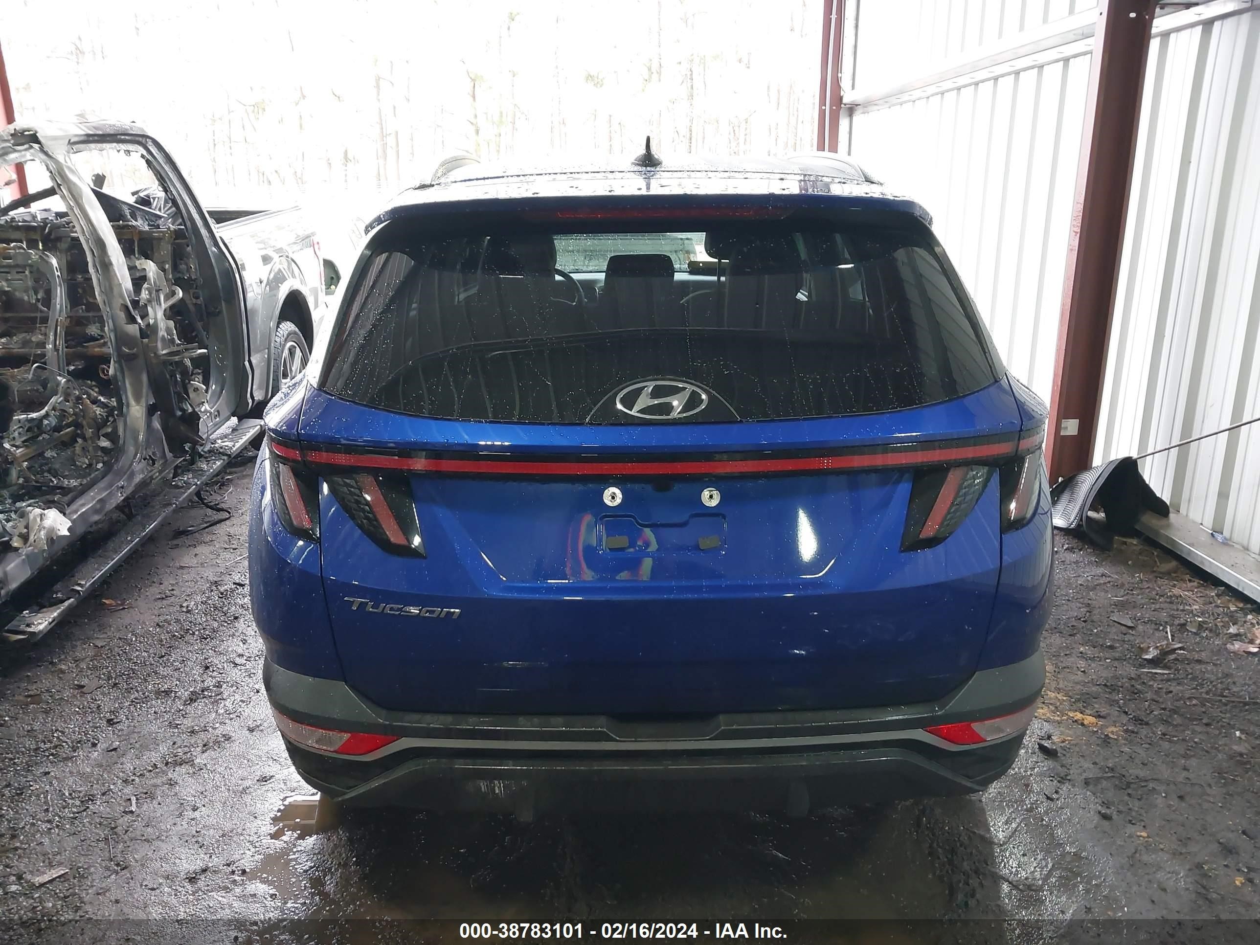 Photo 16 VIN: 5NMJF3DE7RH353276 - HYUNDAI TUCSON 